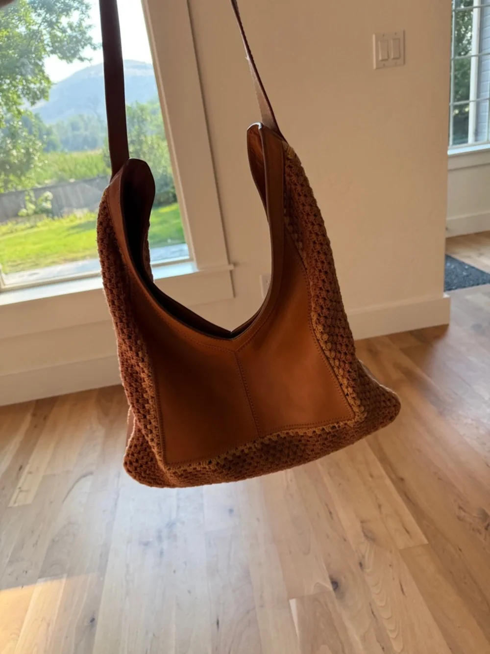Daisy HOBO shoulder bag in Camel - Picture 7 of 12